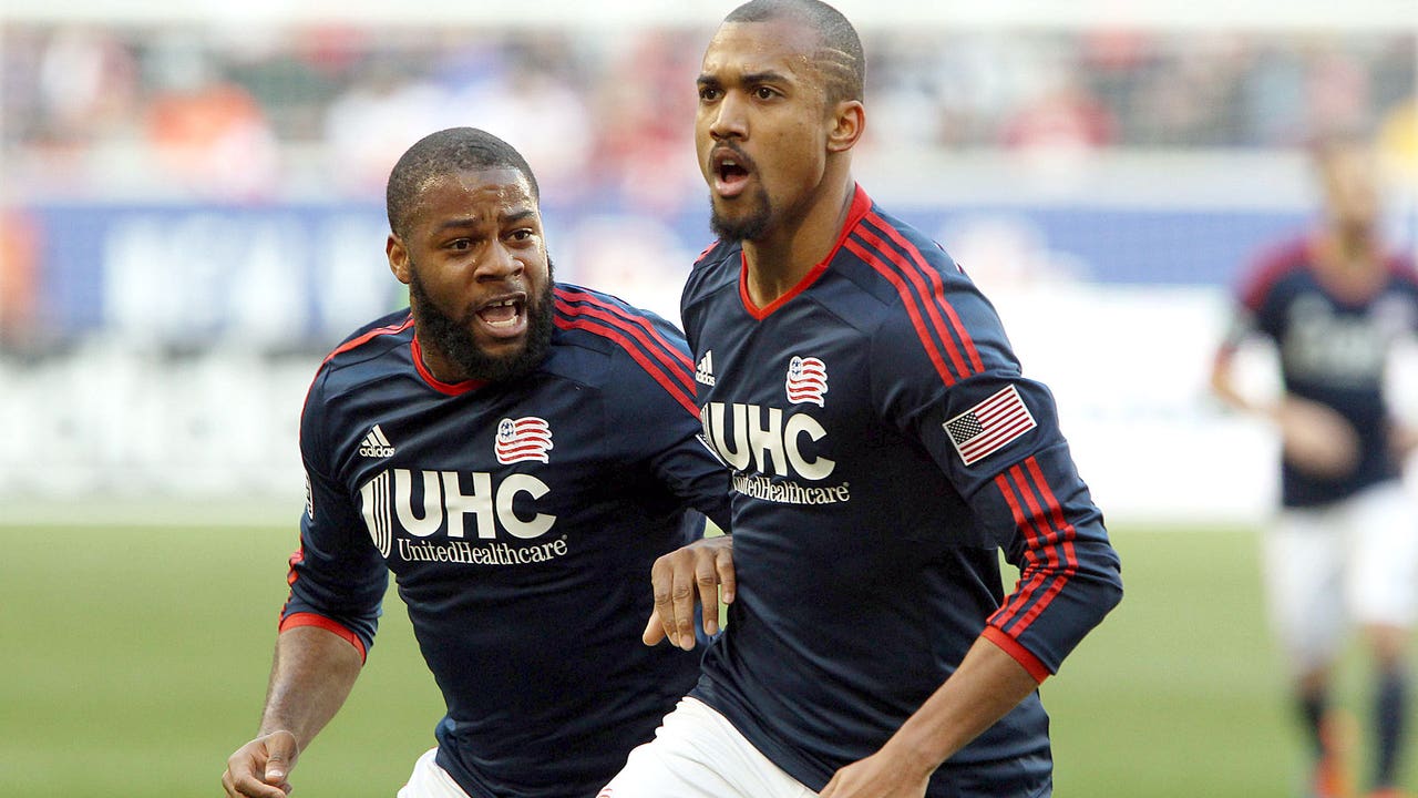 Jones nabs winner as Revs tops Red Bulls in MLS East final first leg